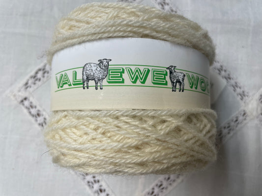 DK 100g VAL EWE 100% Romney Wool
