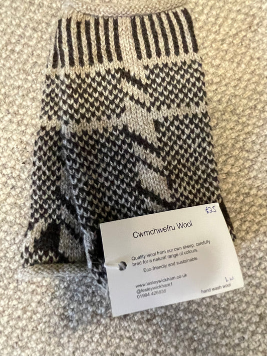 Shetland x Corriedale  Fingerless Mittens