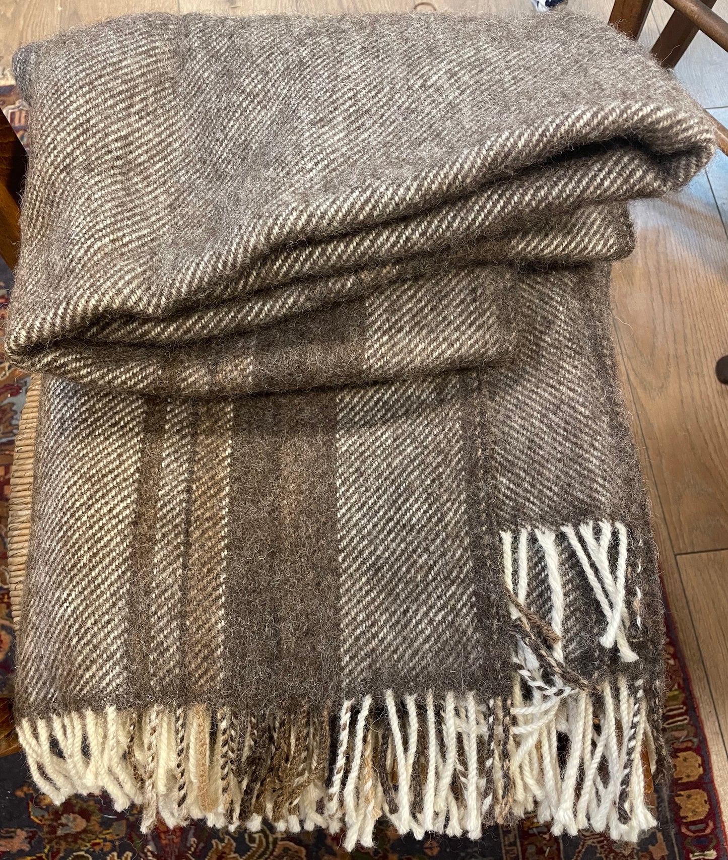 Woven wool blanket Gwehyddu Croeslin