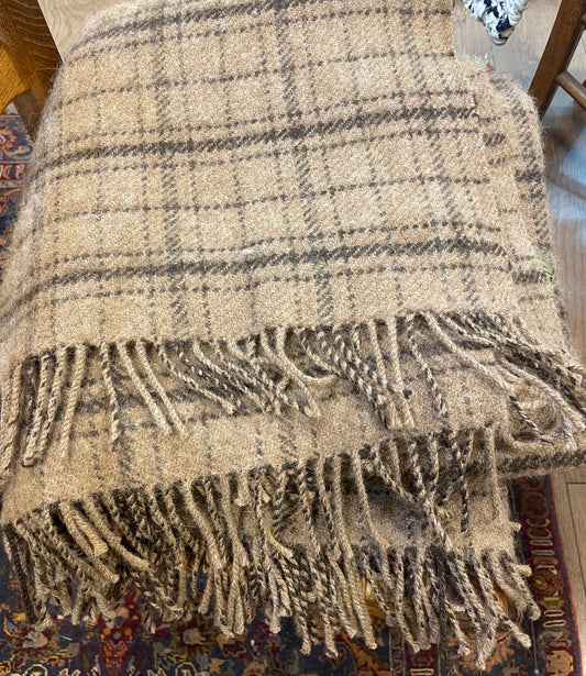Woven wool blanket Beige
