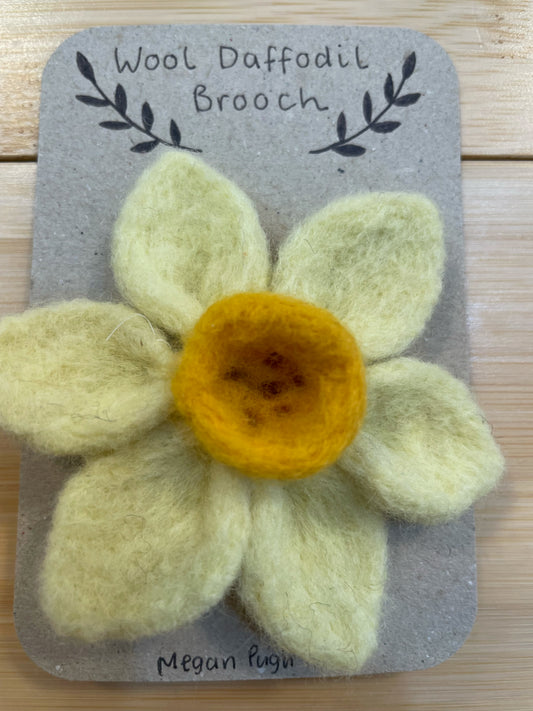 Wool Daffodil Brooch