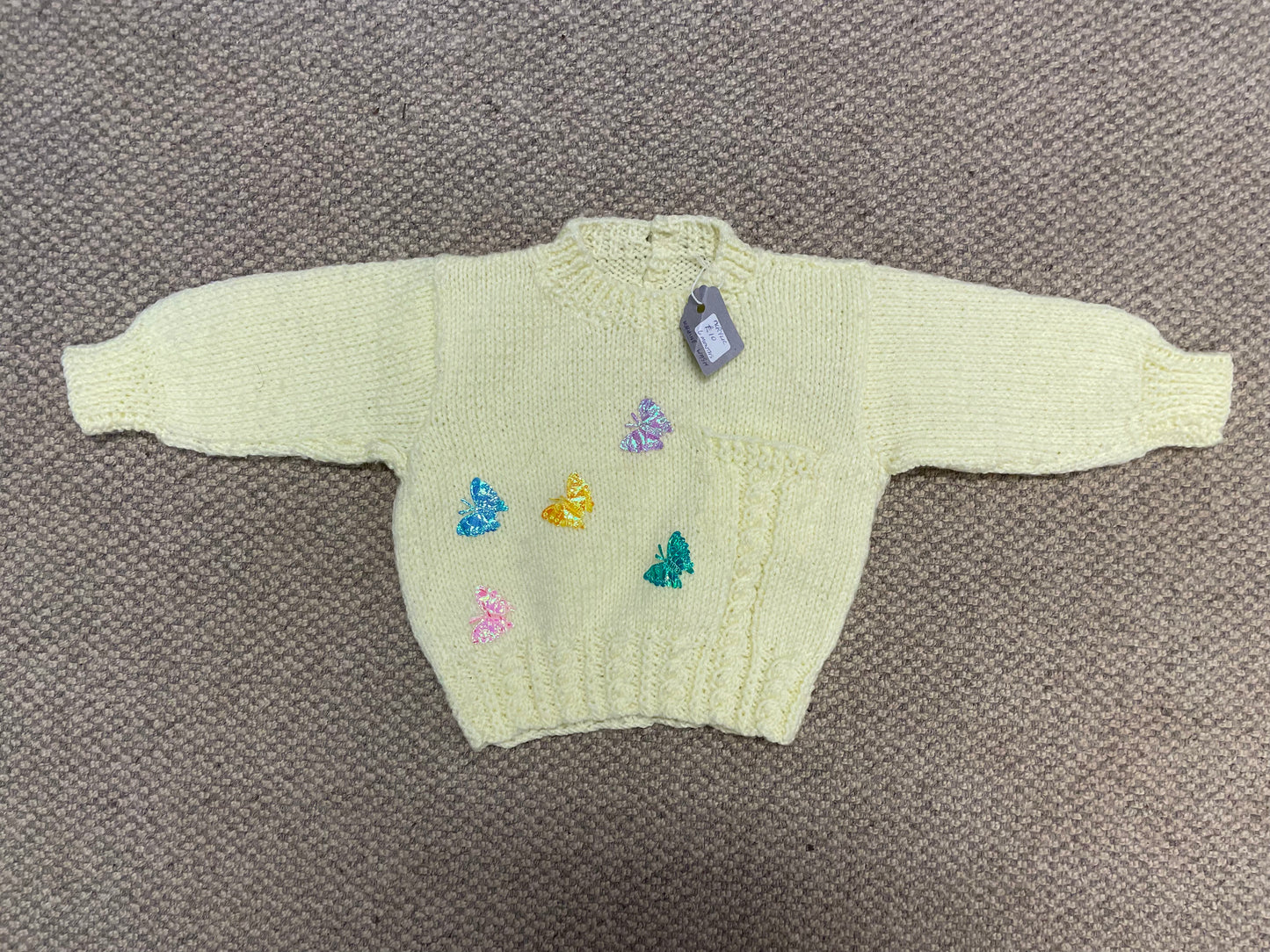 Yellow coloured  babie’s jumper  3- 6 months